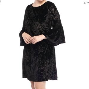 Gabby Skye Black Bell Sleeve Crushed Velvet Sheath Dress Stretch Plus 22W NWT